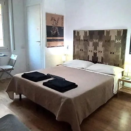 Bed & Breakfast Leo *